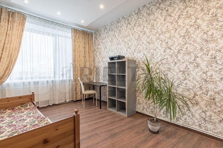 2-к. квартира, 80 м², 9/37 эт.