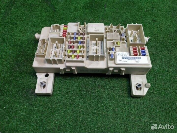 Блок предохранителей Ford Focus 2 2005-2008