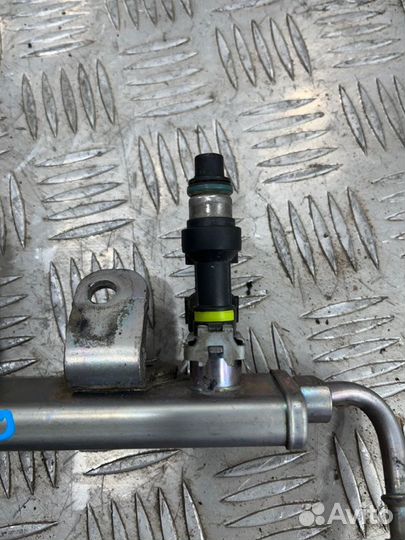 Форсунка топливная Nissan X-Trail T31 MR20DE