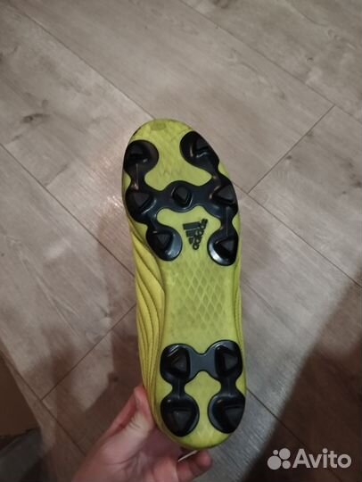 Футбольные бутсы adidas copa