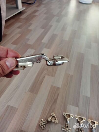 Мебельные петли без доводчика