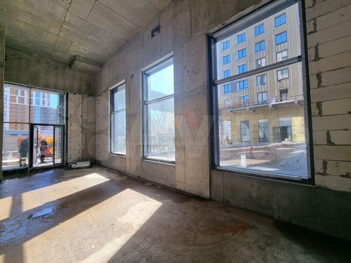 Угловое помещение, витражи, 58 м2 ЖК 