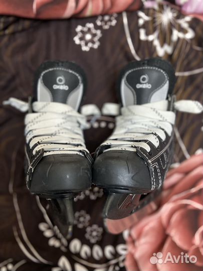 Коньки хоккейные