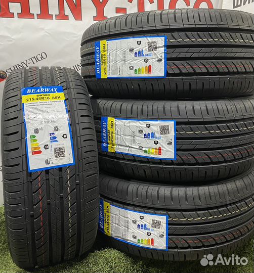 Bearway BW380 215/45 R16