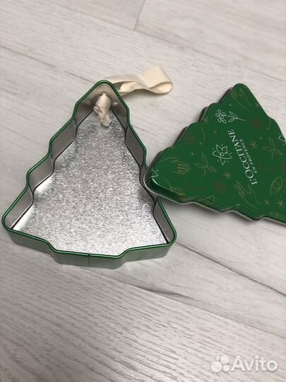 Елка-футляр для ювелирных излелий