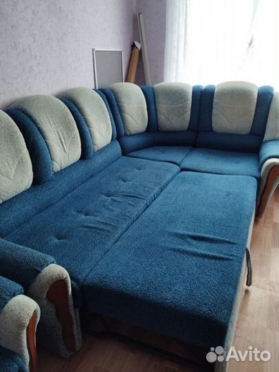 Большой угловой диван бу