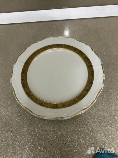 Тарелки золотая лента
