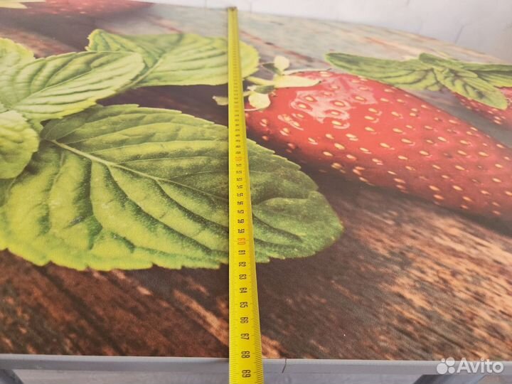 Кухонный стол