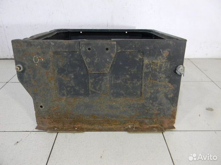 Ящик под инструмент