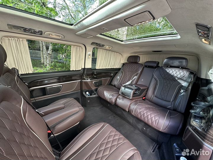 Трансфер в аэропорт минивэн Mercedes V-class