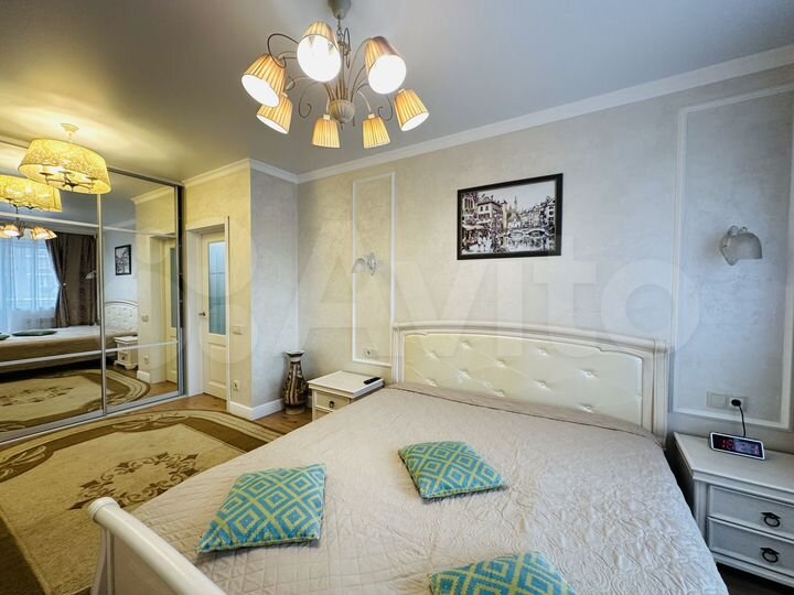 2-к. квартира, 55 м², 1/10 эт.