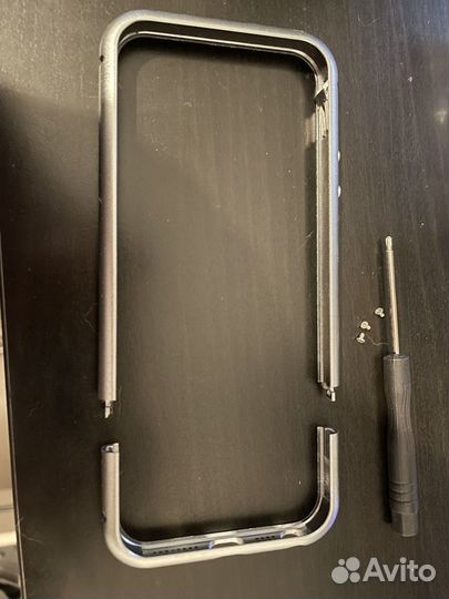 Рамка бампер для iPhone se (2015)