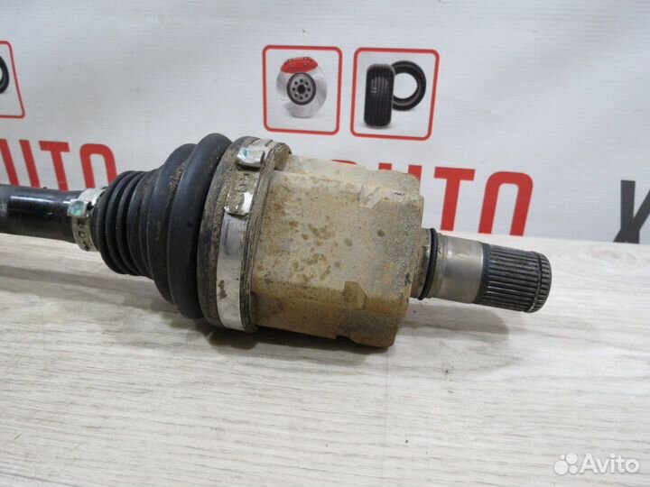 Привод передний левый Audi Q3