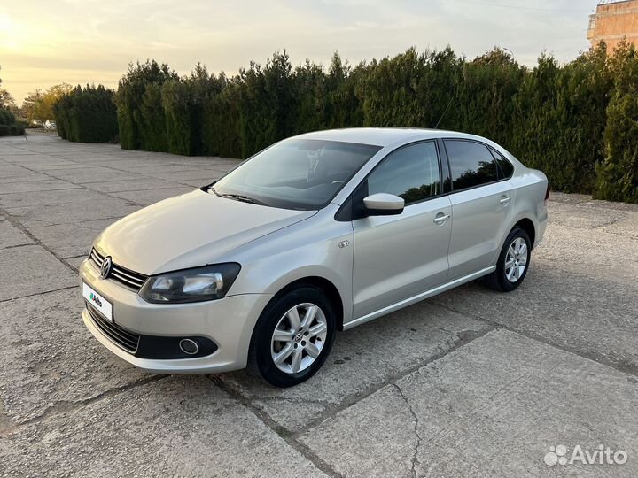 Volkswagen Polo 1.6 AT, 2012, 175 000 км