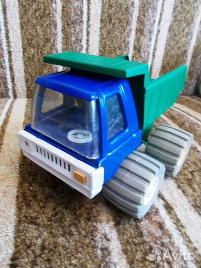 Игрушки СССР железные машинки