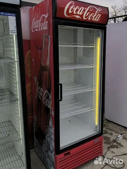 Витринный холодильник