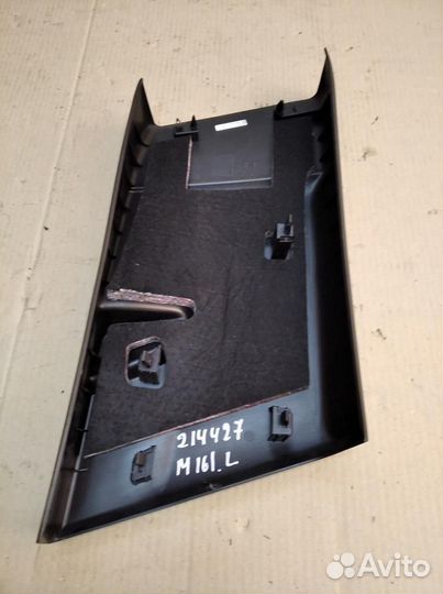 Накладки средних стоек Maserati Levante 3.0 V6 (2