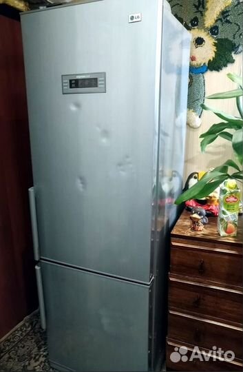 Продам холодильник б/у LG