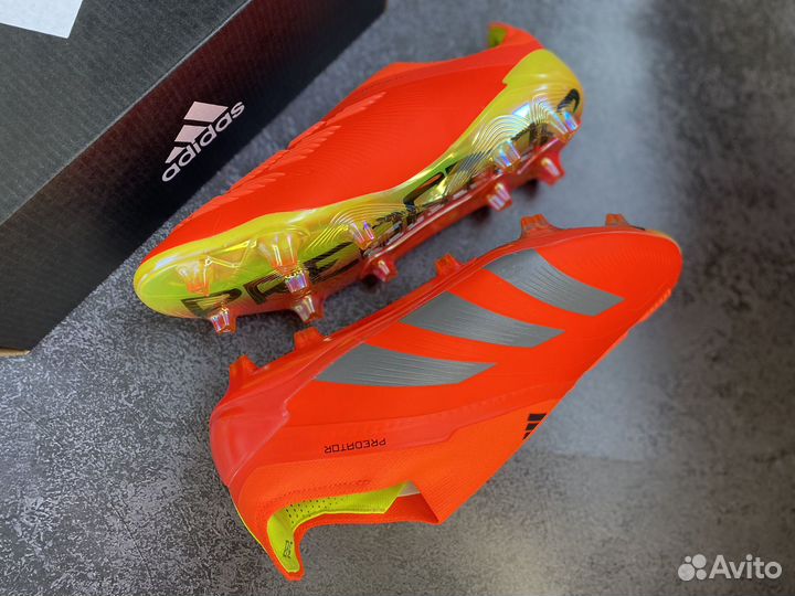 Футбольные бутсы Adidas Predator Elite Laceless FG