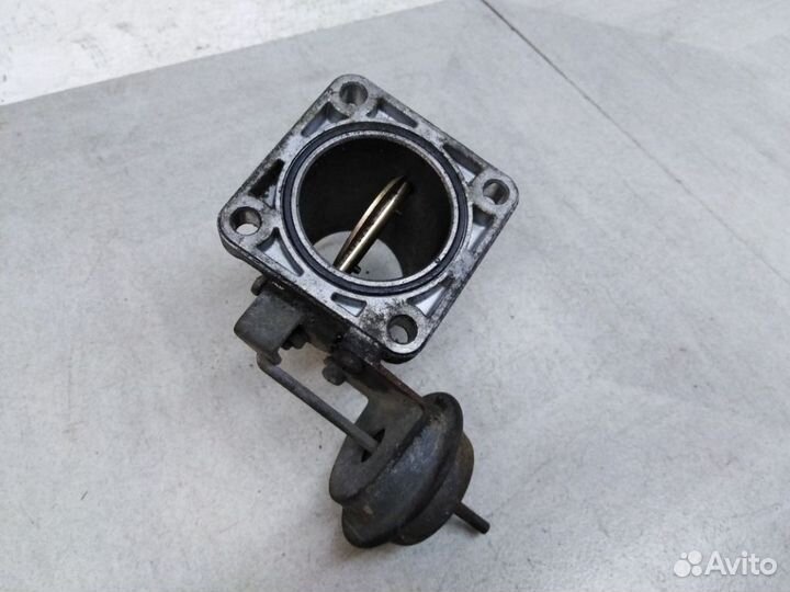 Воздушная заслонка Ниссан