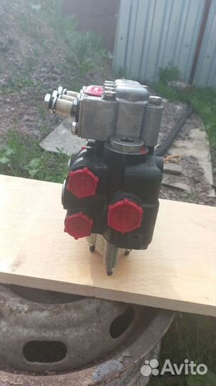 Распределитель мтз82