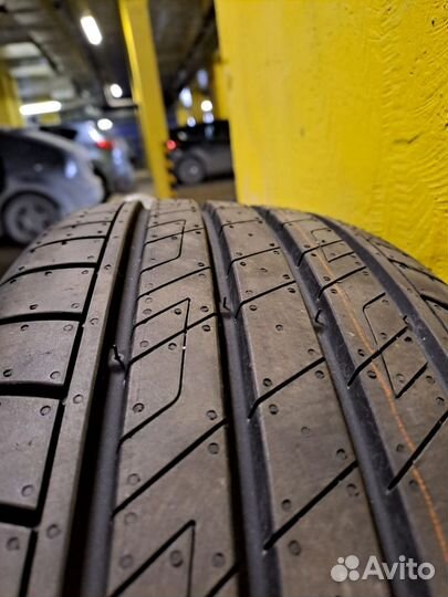 Kumho Solus HS63 215/60 R17