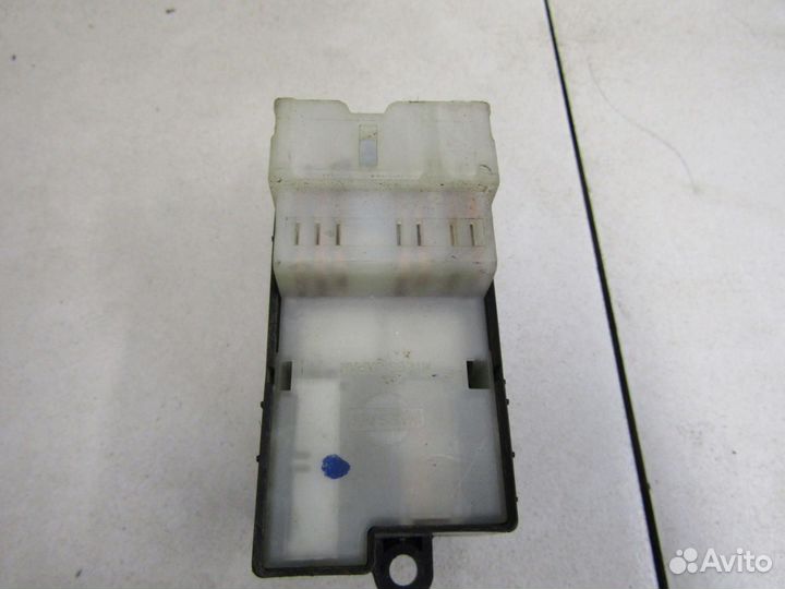 Блок управления стеклоподъемниками Almera N16 2000