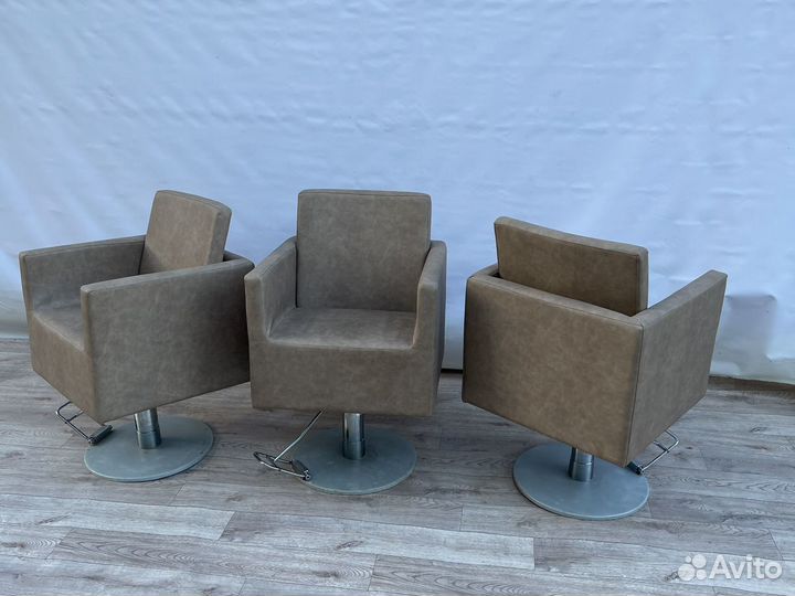 Парикмахерское кресло Италия Maletti