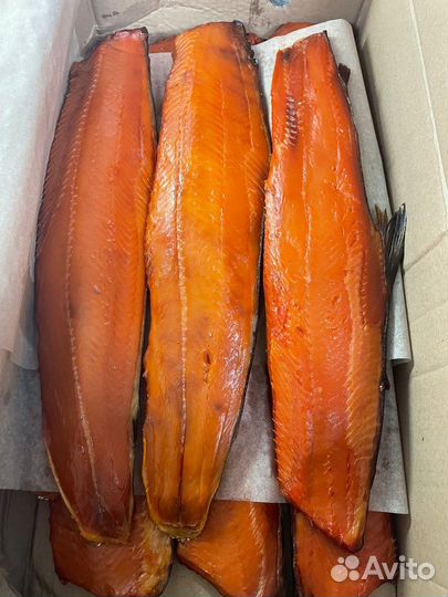 Красная рыба копченая