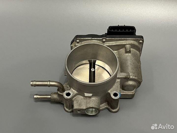 Дроссельная заслонка toyota 220300V040