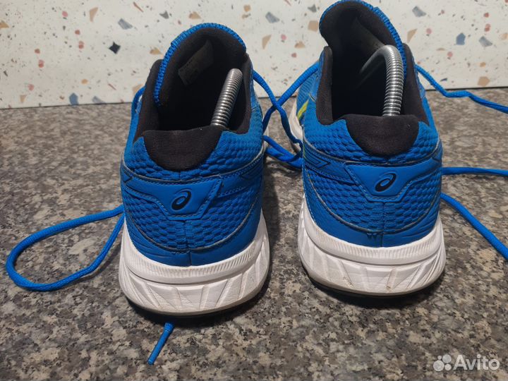 Кроссовки Asics оригинал 44