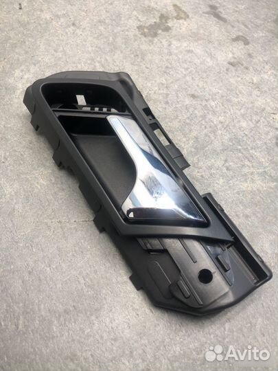 Ручка передняя левая Mercedes M W164