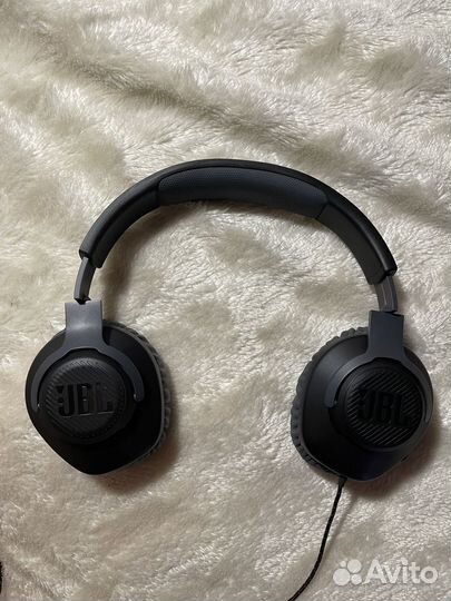 Проводные наушники jbl