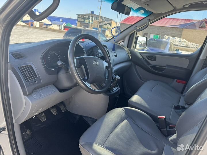 Hyundai Grand Starex 2.5 МТ, 2012, 292 000 км