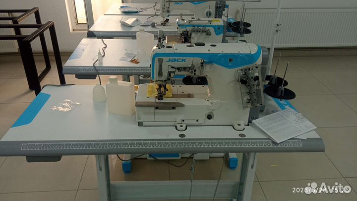 Швейная машина jack f5