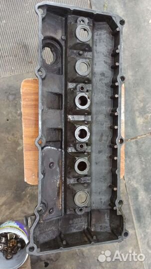 Клапанная крышка м50б25 без ванос