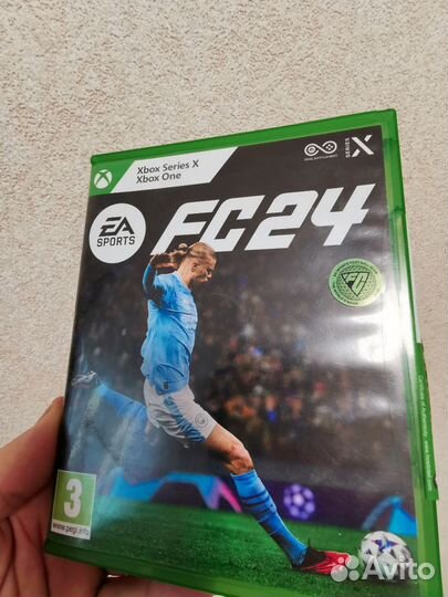 Игра Fifa 24 на xbox one (диск)