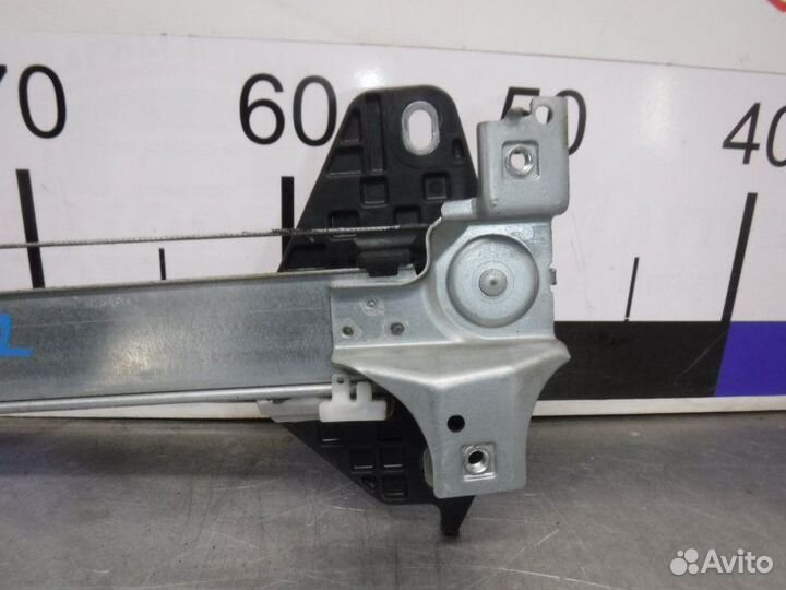 Стеклоподъемник задний правый Honda Civic 4D R18A2