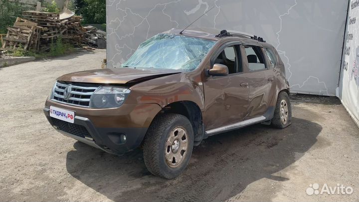 Ручка внутренняя потолочная Renault Duster 8200845