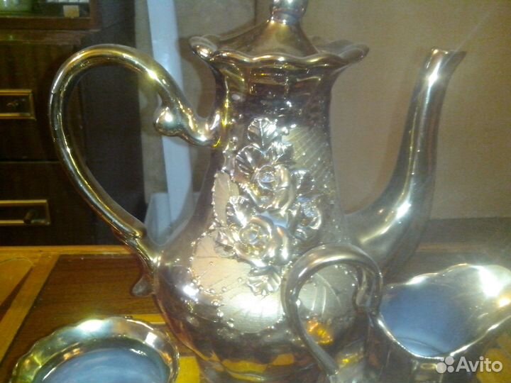 Продам чайно-кофейный сервиз роза, на 6 персон