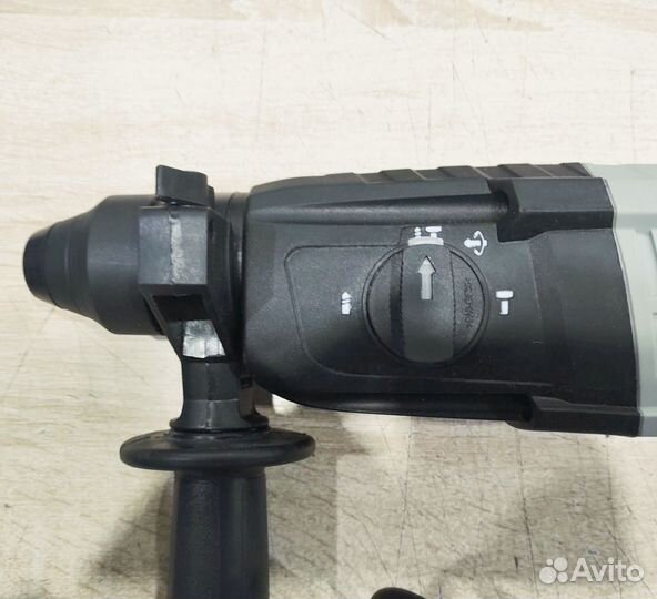 Перфоратор Интерскол П-25/750эр