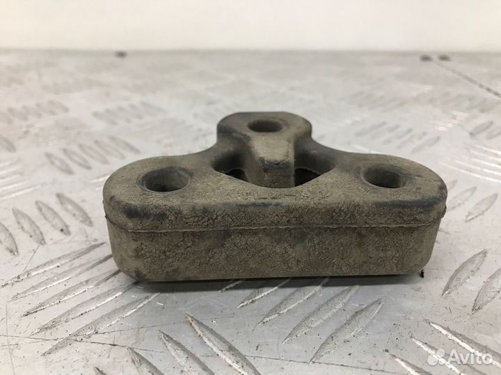 Б/У подушка глушителя (крепления, кронштейн