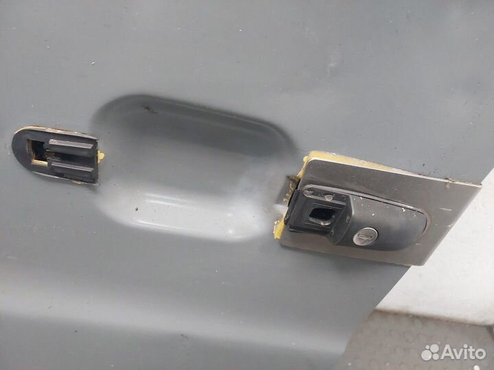 Дверь раздвижная Mercedes Vito W638, 2001