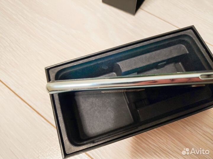 Samsung Galaxy S10e, 6/128 ГБ