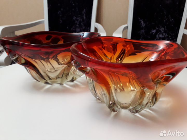 Ваза из цветного стекла времен СССР