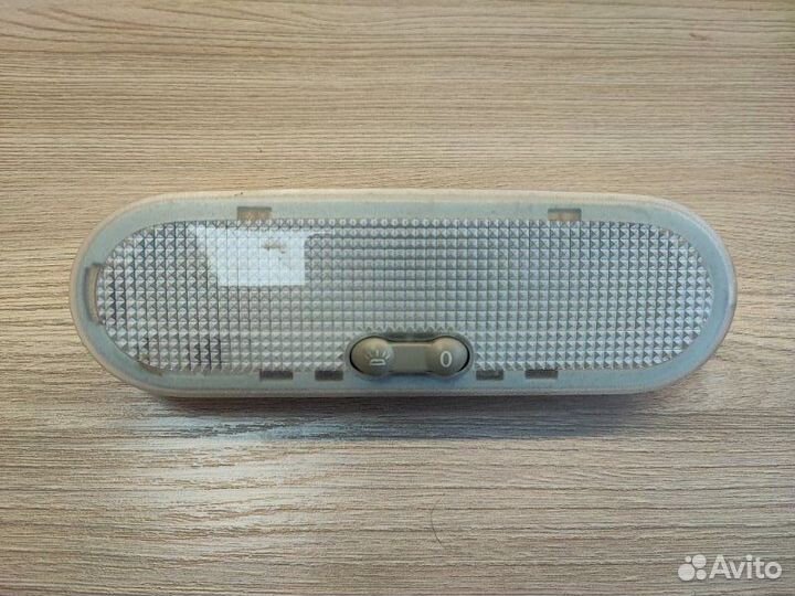 Плафон освещения салона передний Renault Logan