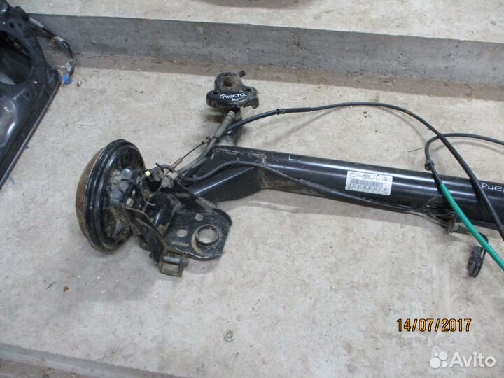 Датчики абс задние Форд Фиеста MK5 (2008)