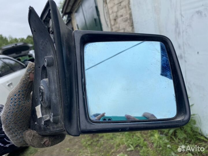 Зеркало на mercedes w124