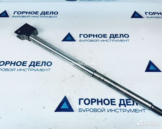 В сборе валик 2-37В-142