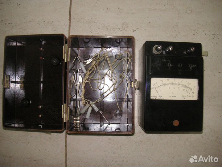 Мегаомметр М4100/3